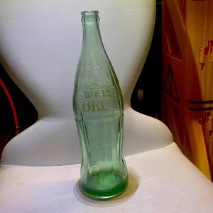 26 fl oz. COCA COLA Bottle